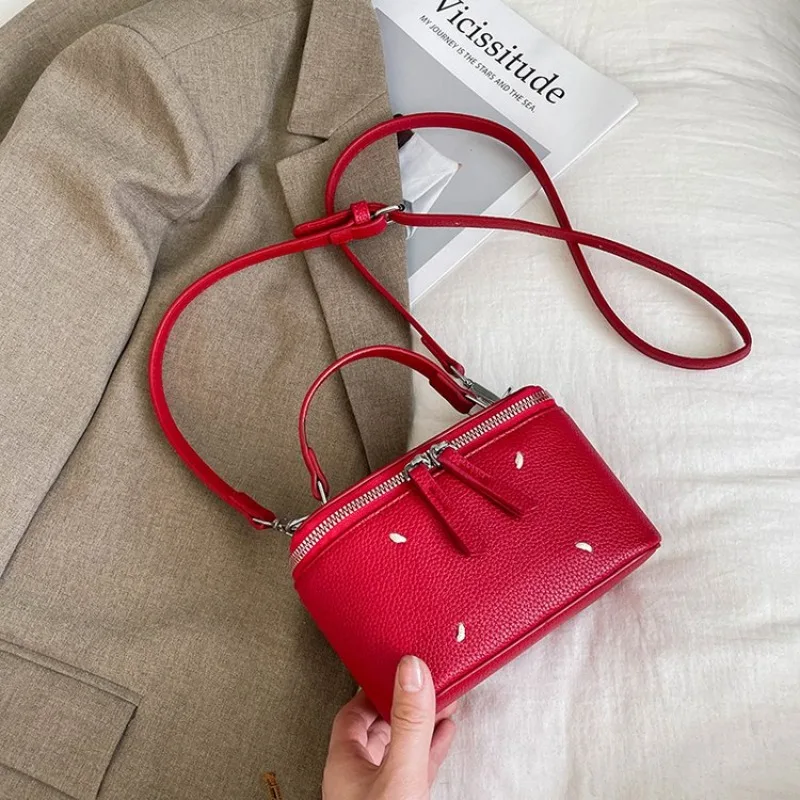 

Unique Diaper Bag Fashionable Vintage Shoulder Bag Trendy Leather Clutch Large Capacity Tote For Party Original Paris Style