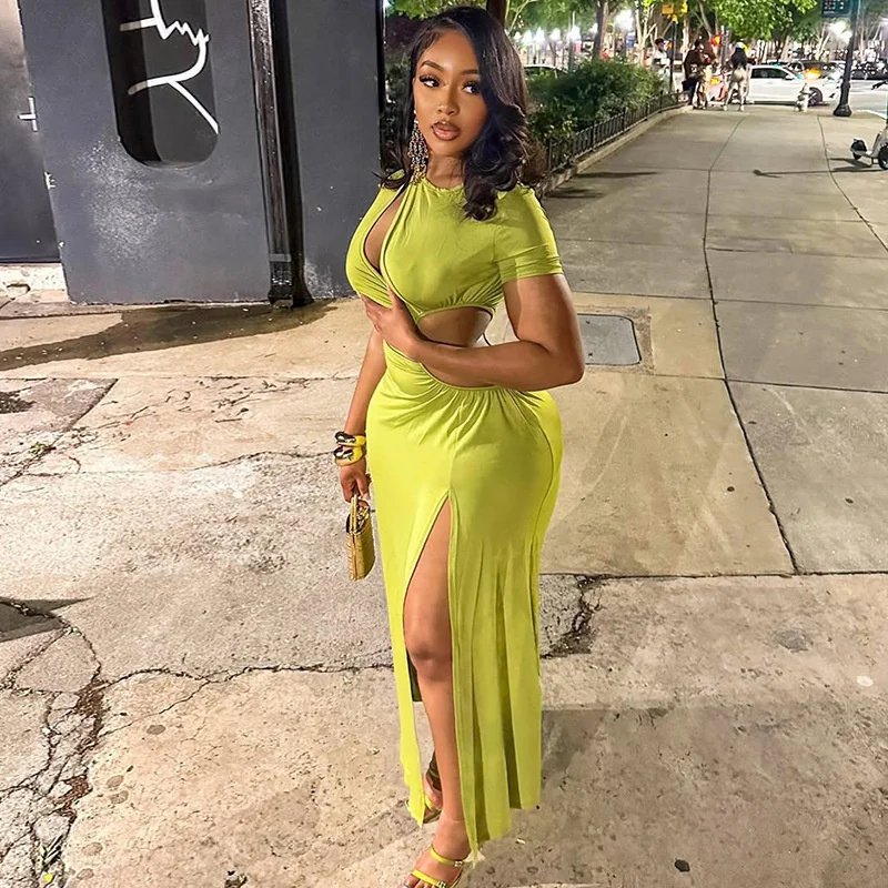 エレガントなホワイトボディコンマキシドレス レディース カットアウト Oネック ハイ スリットデザイン ラッフルウエスト セクシー スリムフィット イブニングクラブ衣装 2025