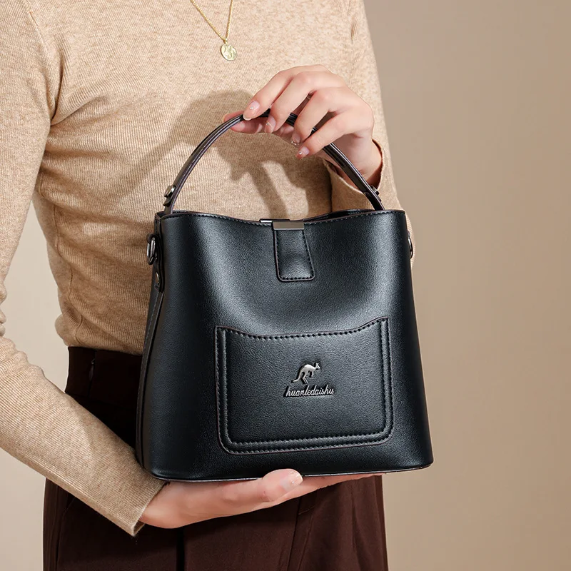 

2025 Korean Luxury Crossbody Bag for Women Minimalist Shoulder Handheld Purse Fashionable Handbag