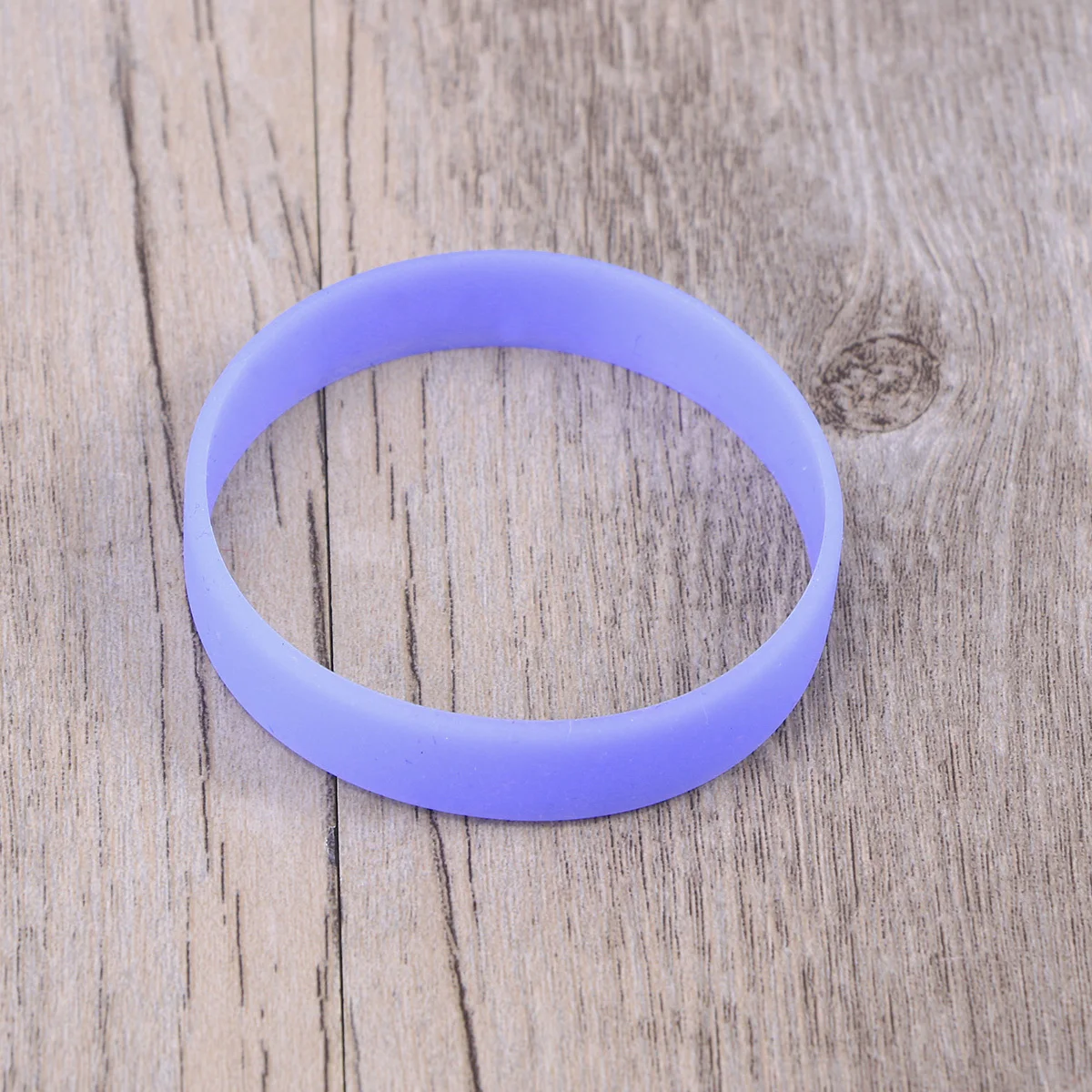 

24Pcs Luminous Silicone Wristbands Soft Comfortable Bright Mixed Colors Glow in Dark Bracelets Festival Sports School Carnival