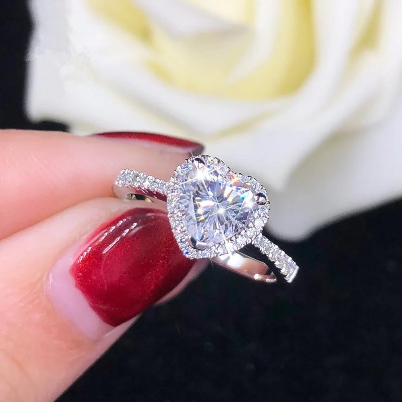 

New Hot Selling Silver Plated Stainless Steel Rings For Women Heart Cubic Zircon Jewelry Wedding Engagement Ring Wholesale