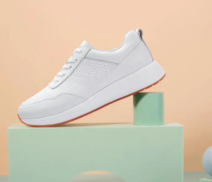 Back bullet layer cowhide casual sports shoes, popcorn pig skin in the middle sole padded with rubber wear-resistant soles