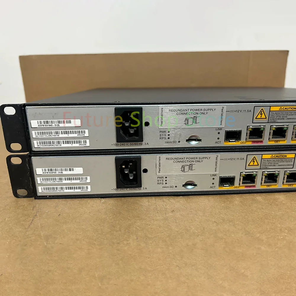 1PCS 3 Gigabit Ethernet ports and 1 Gigabit SFP enterprise router AR2220E