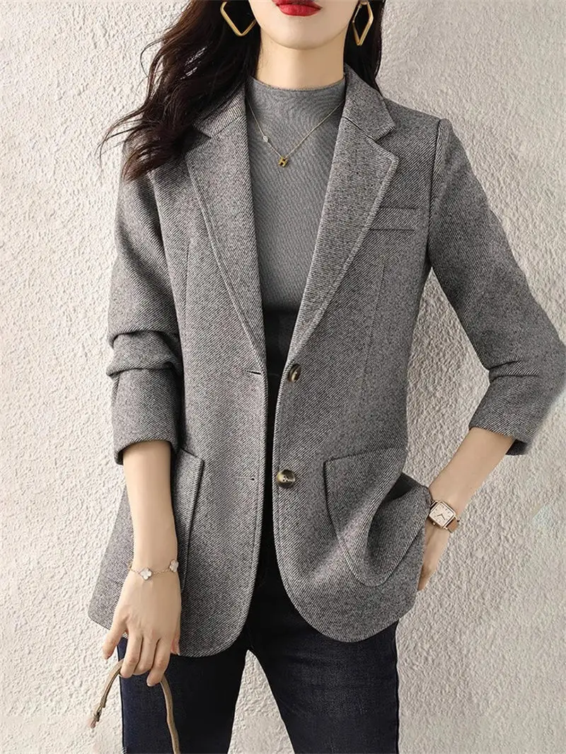 Grey Woolen Suit Jacket For Women 2024 New Autumn And Winter Popular Fashion Elegant Slim Blazer Coat a204