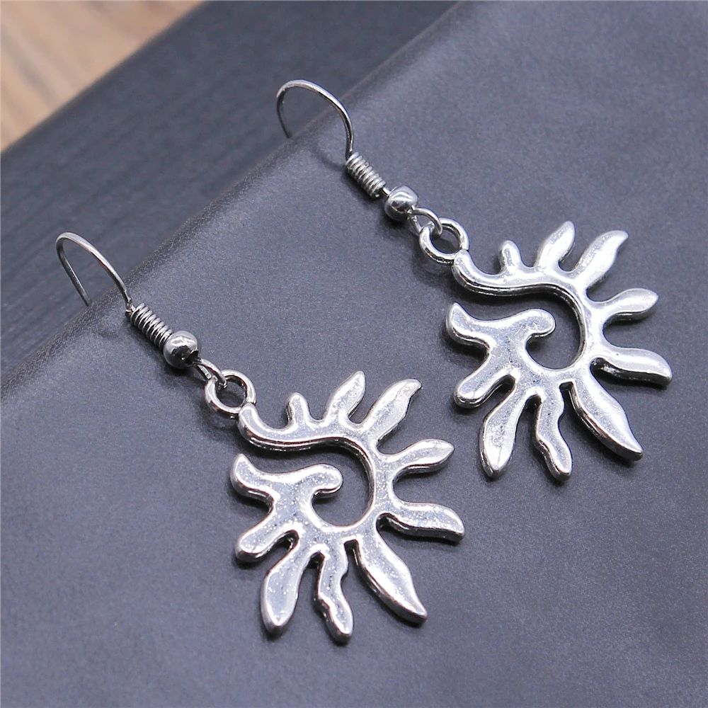 Vintage 2 Colors 27x20mm Sun Charms Drop Earrings Fashion Handmade Women Earring