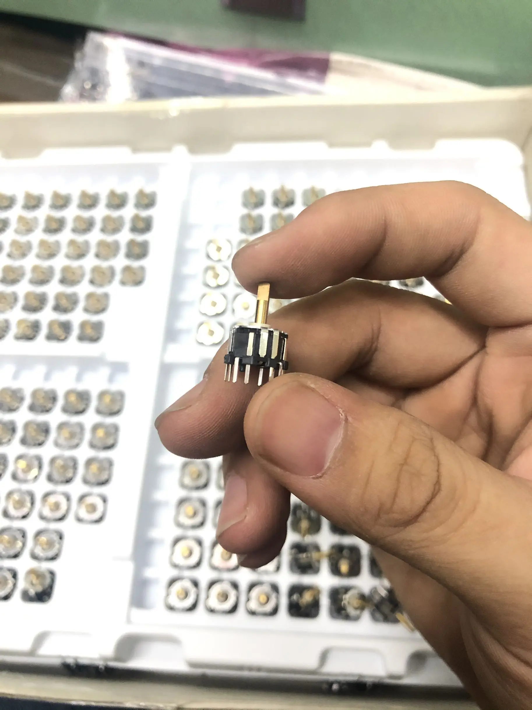 RKJXM1015004  RKJXM1015001   EC21A0920401  2PCS/LOT       IC  NEW ORIGINAL IN STOCK