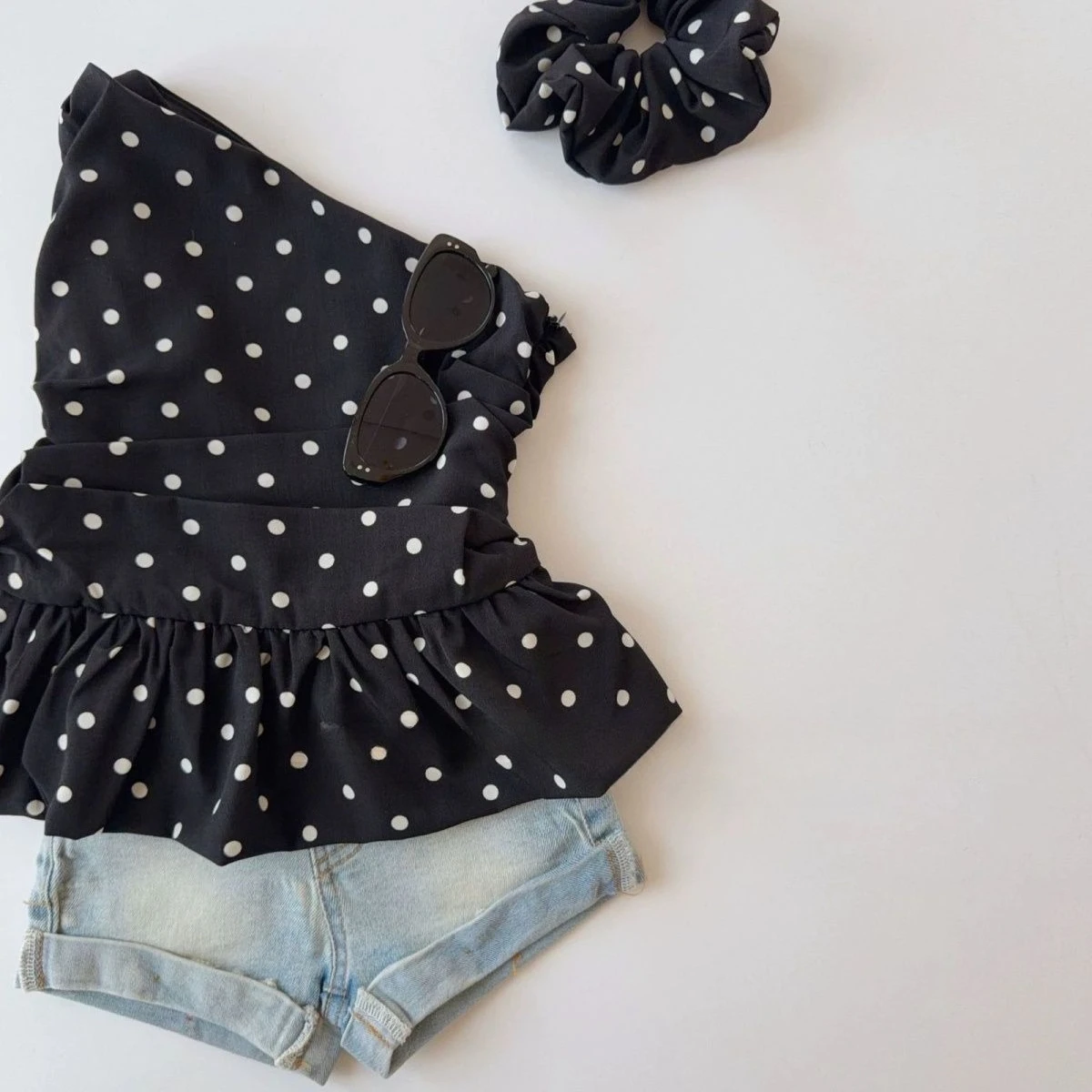 Girls Sloping Shoulder Vest 26 Summer New Retro Polka Dot Popular Niche Minimalist Short Top