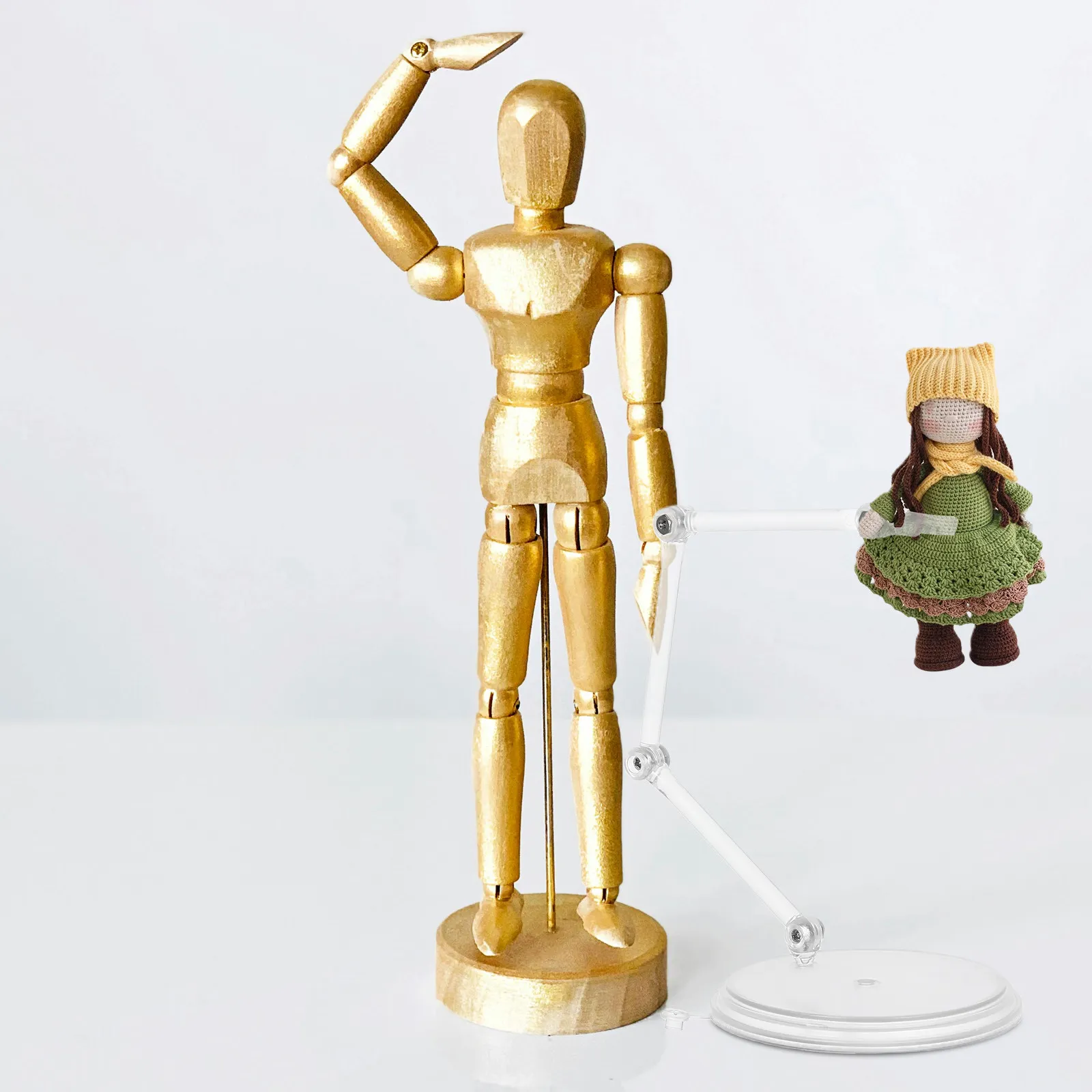 Klarer, verstellbarer Ständer  – Action Figure Stand Bewertung und Preis