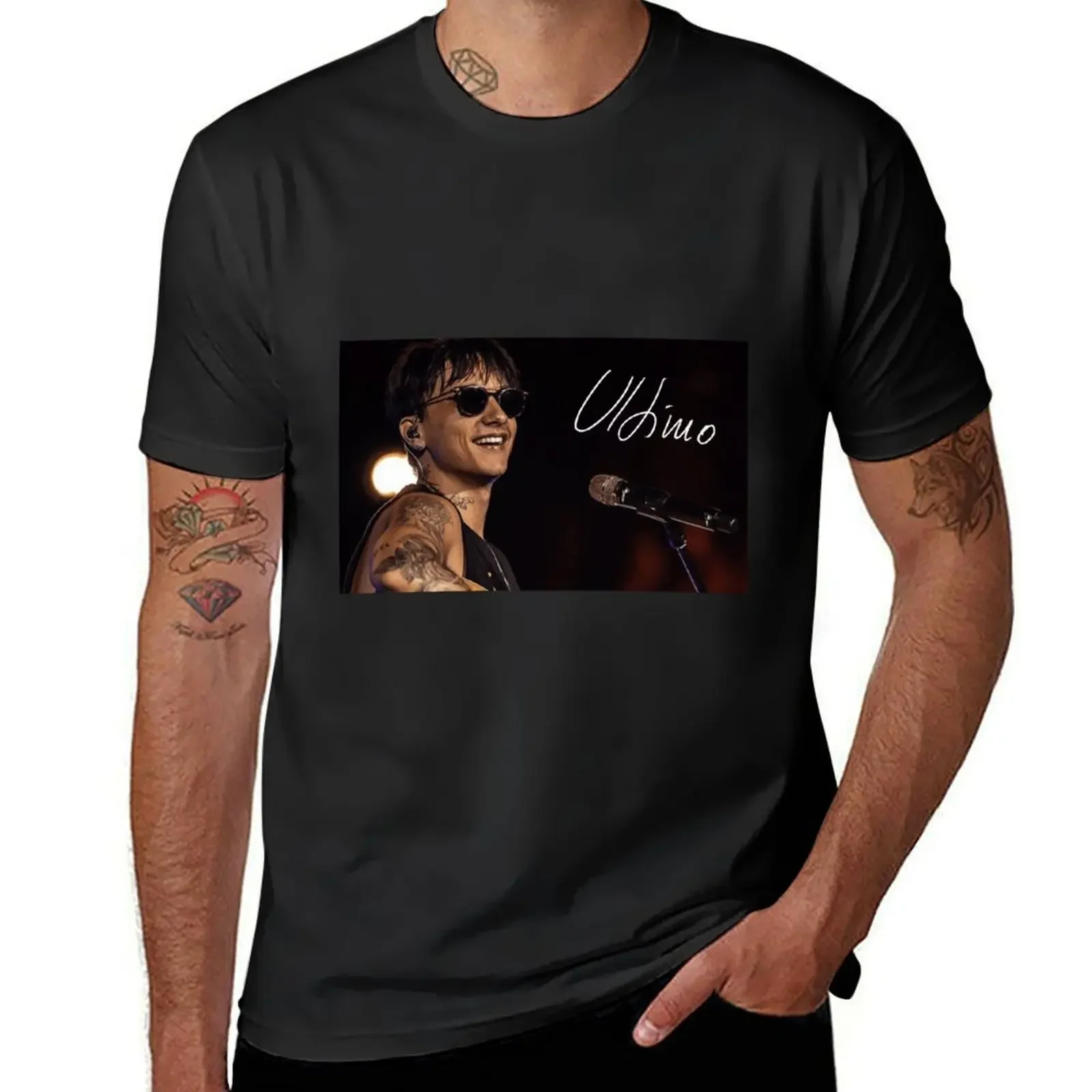 Ultimo artista musica italiana autografo artist painting - The Voice of heart T-Shirt Aesthetic clothing mens shirts graphic tee