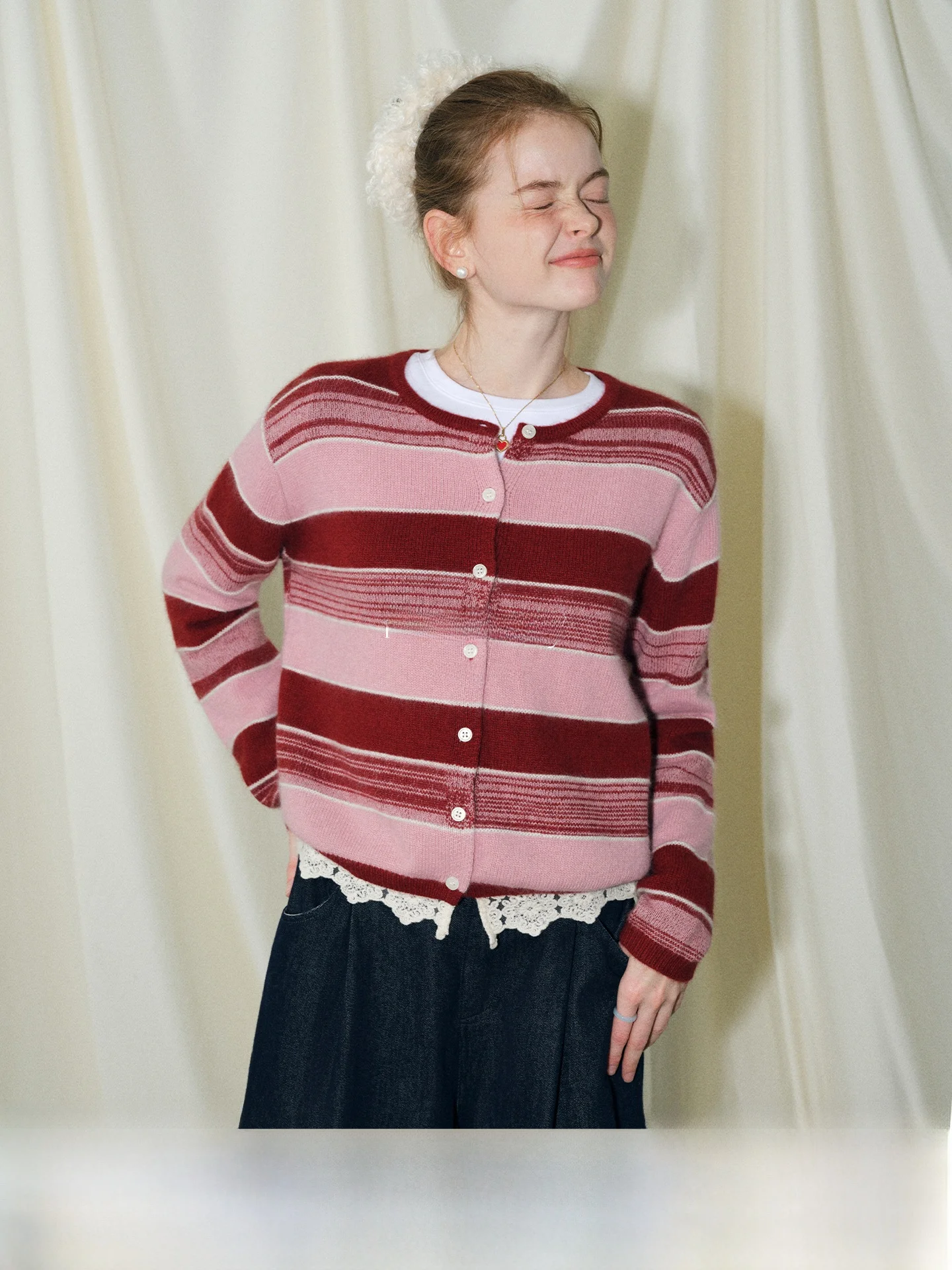 

Вязаный свитер Rina Berry из смесовой шерсти в полоску, весна 2025, женский, стандартный крой, с длинными рукавами, круглым вырезом, контрастным дизайном, Eye C...