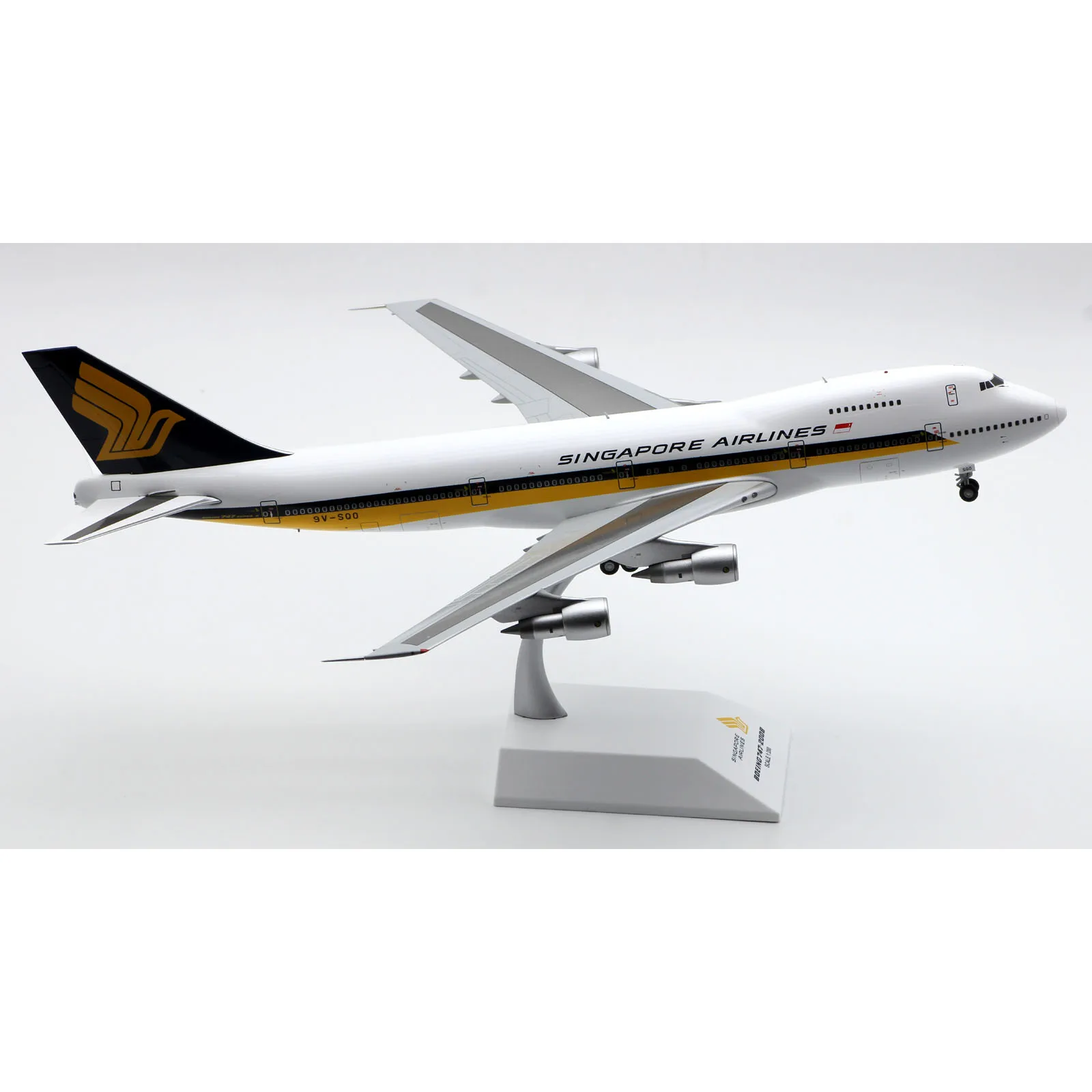 EW2742002 سبيكة تحصيل طائرة هدية JC أجنحة 1:200 سنغافورة الخطوط الجوية بوينغ B747-200 دييكاست طائرة طائرة نموذج 9V-SQO #3