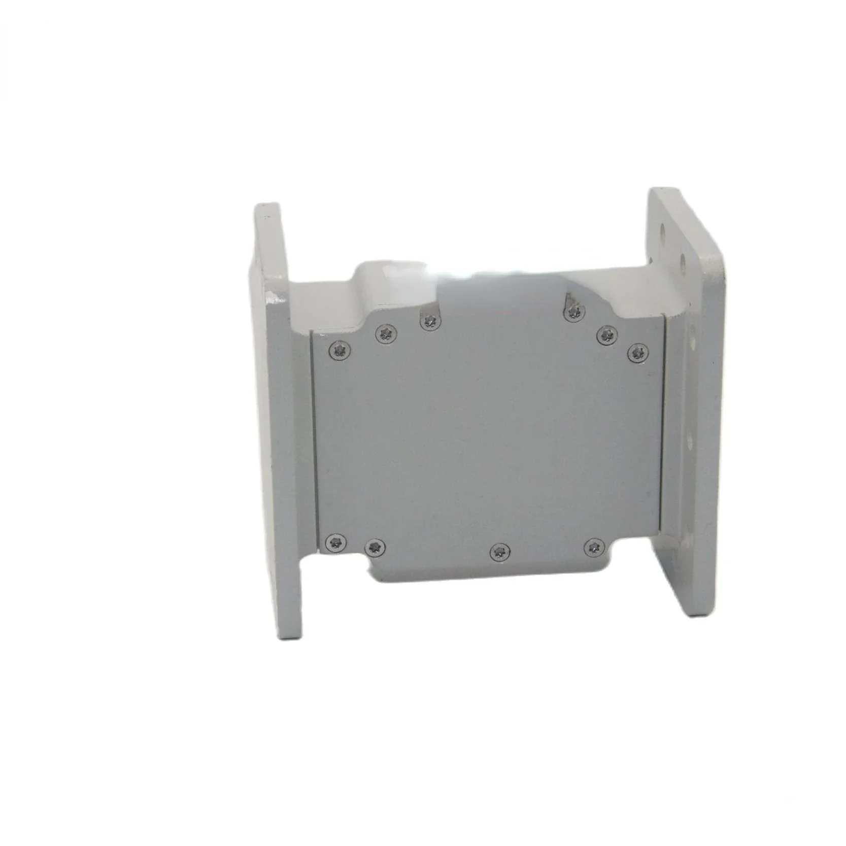 High Frequency C-band Filter Bandpass 3.7G-4.2G Signal Feed Forward Communication Electronics Equipment