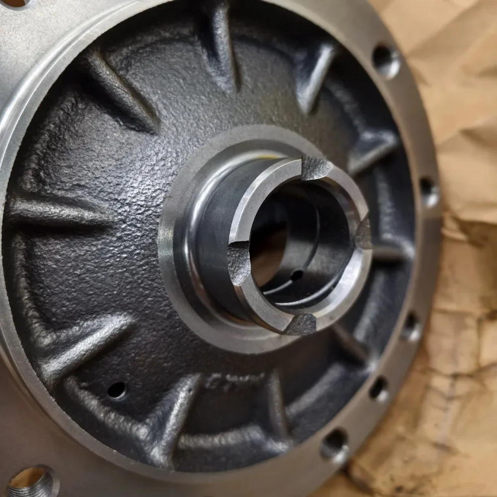 النقدية الأصلية قطع غيار السيارات الإسكان التفاضلي 4332224905 43322-24905 2.0 4awd لشركة سبورتاج