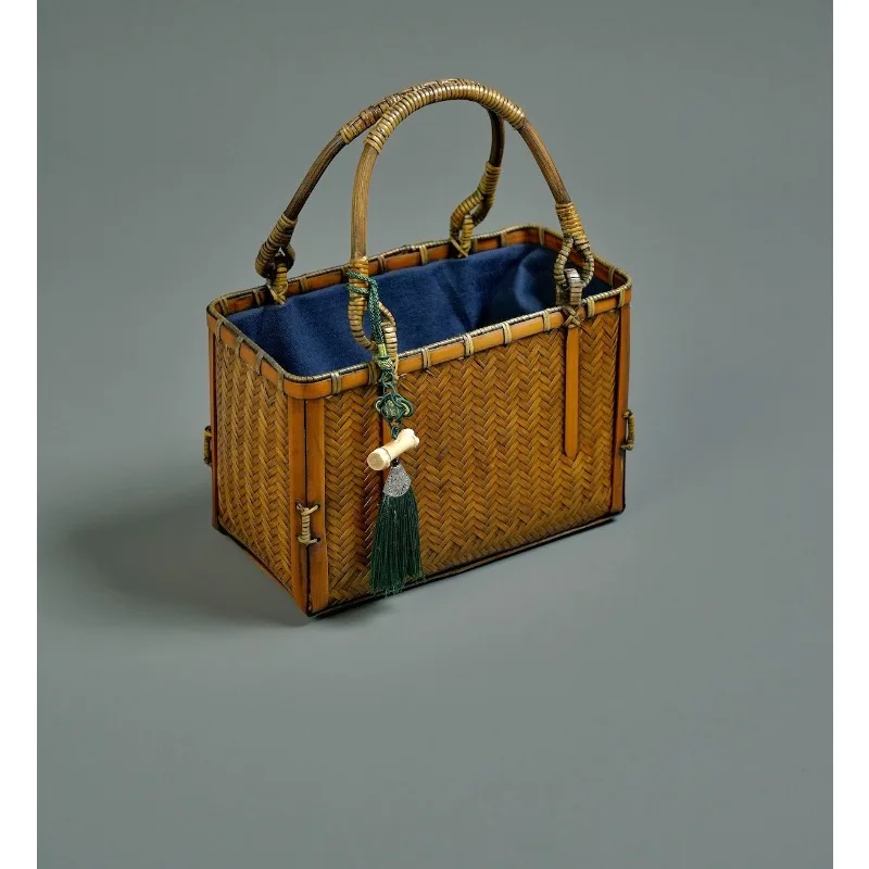 Handmade bamboo cheongsam Hanfu versatile bamboo woven bag, retro national style women's bag, tea ceremony literary storage bag