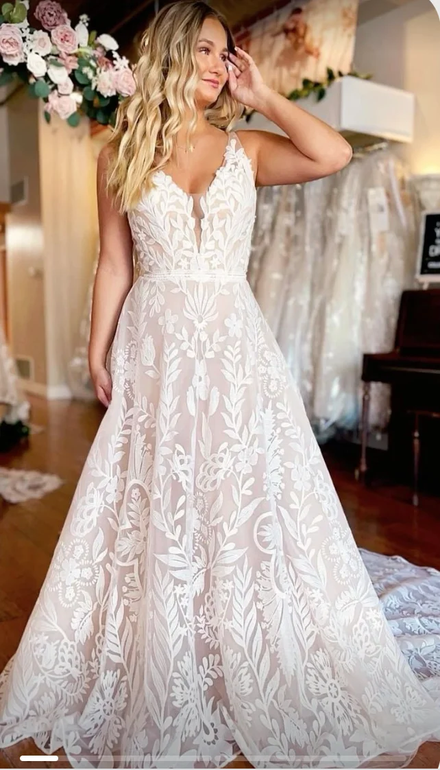 Robes de mariée Boho pour femmes, appliques en tulle, robe de mariée à col en V, bretelles spaghetti, 2023