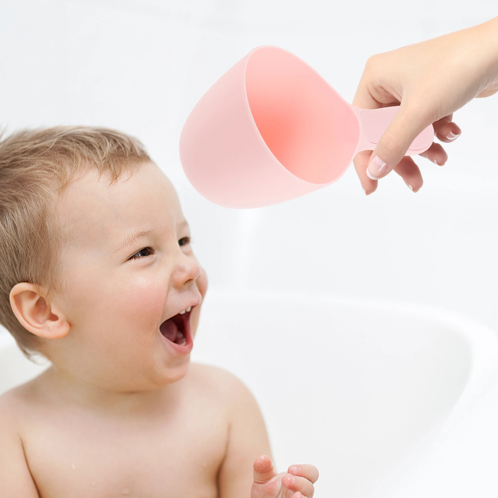 Baby Bath Water Ladle 3pcs Portable Plastic Scoop Cups for Tub Kitchen Bathroom Use Multi Purpose Household Water Dipping Tool