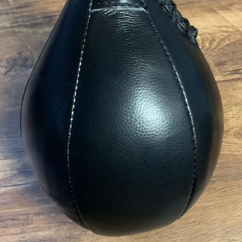 Boxing leather speed ball pear shaped ball cow skin ball free combat free boxing Muay Thai training