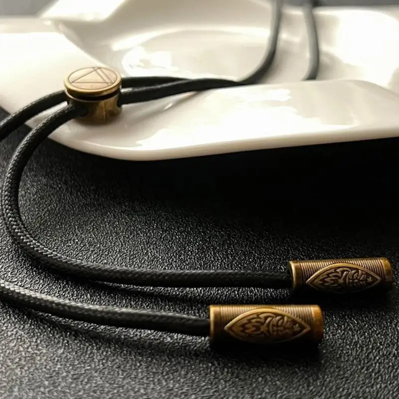 49MD BOLO ALIGABLE FEMMES FEMMES Men UNISEX SUBULTURE BOLO TIE BILLESS COLIE ADULT