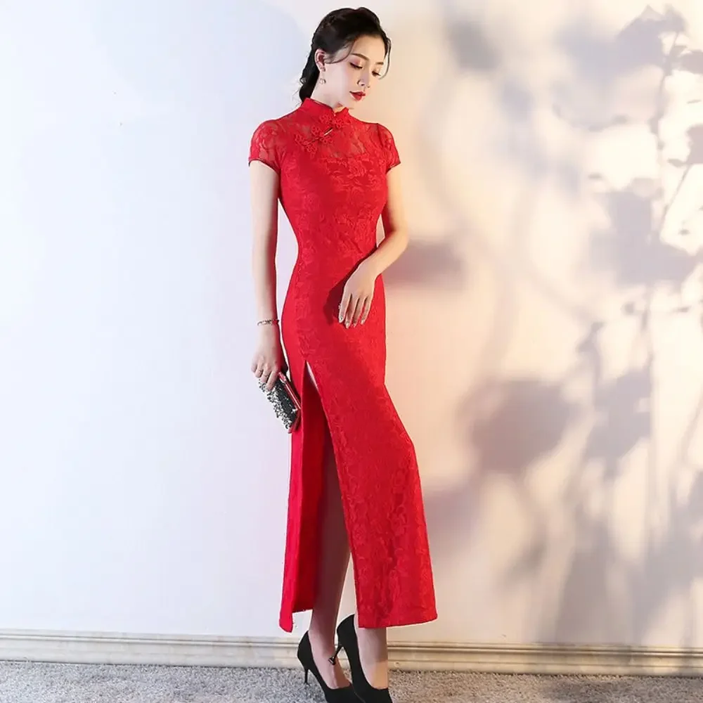 

Элегантный винтажный кружевной Cheongsam, тонкий красный кружевной традиционный Qipao 2XL, длинная вилка в стиле ретро, Cheongsam, Новый год