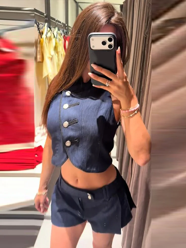 Neue sexy Damen-Partykleidung: Crop-Top mit seitlicher Knopfleiste, ärmellose Neckholder-Weste und Low-Waist-Shorts im Streetwear-Stil – Detail 8