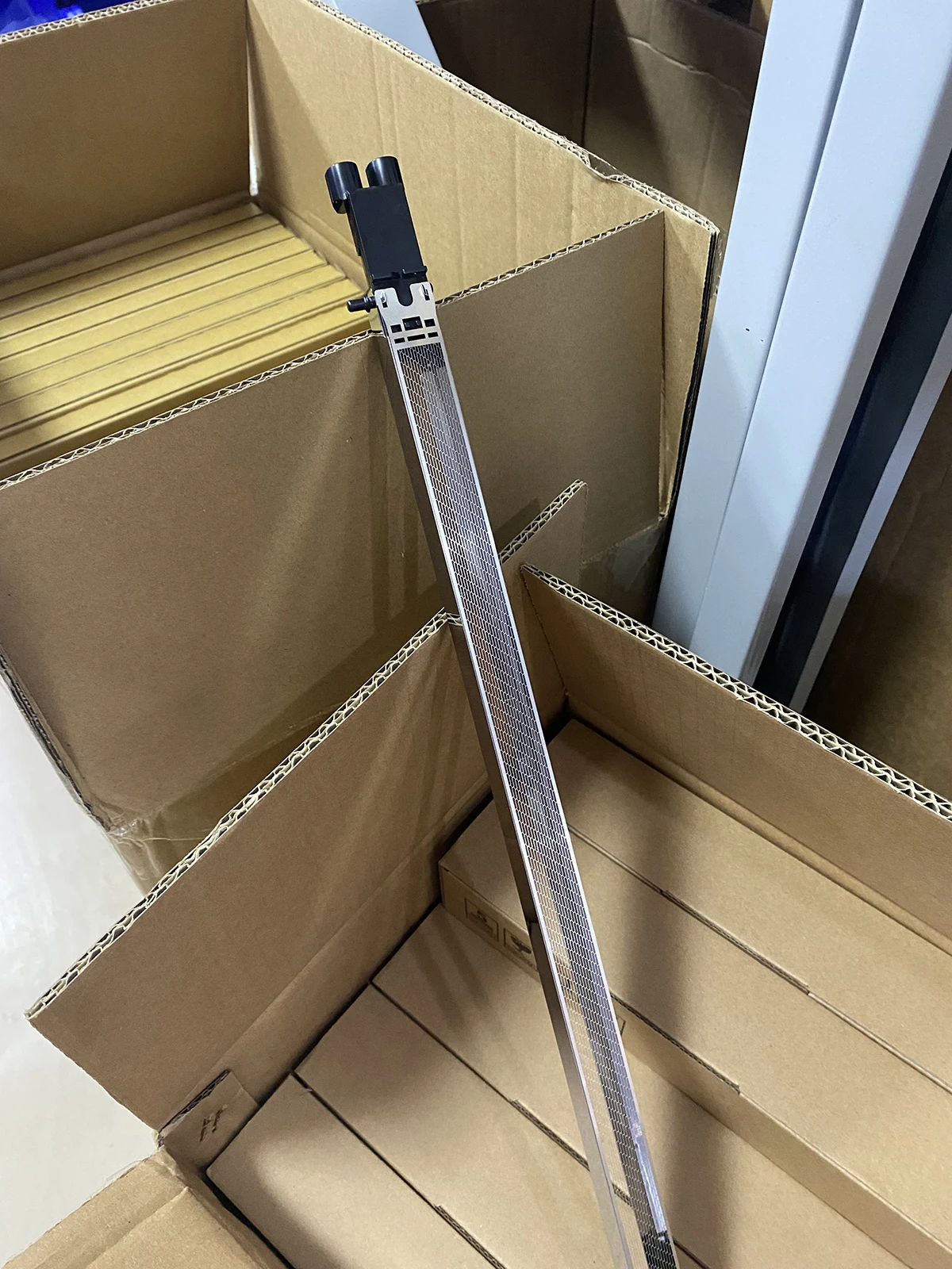 

Charge Corona Unit for Konica Minolta C6500 C5501 C6000 C6501 C7000 Corona Grid