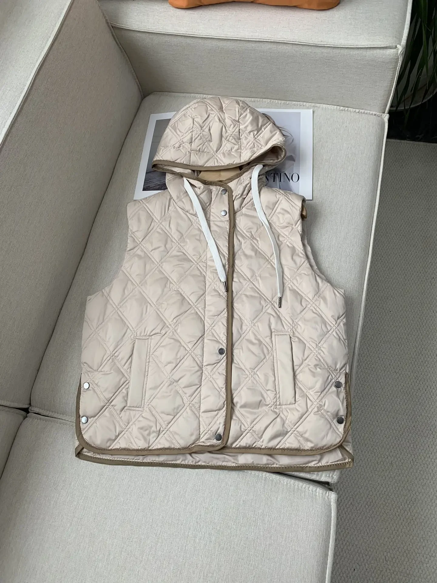 Chaleco de invierno con estampado de diamantes para mujer, chaqueta con capucha sin mangas a la moda para mujer