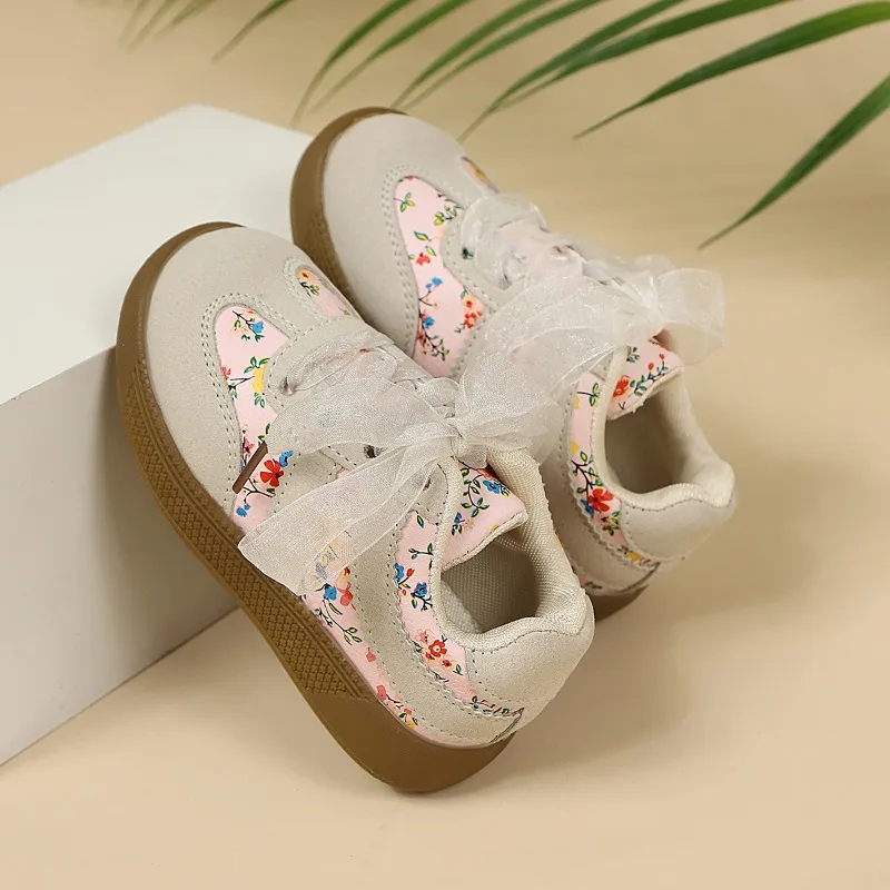 Kinder-Tennisschuhe mit süßen Spitzenschleifen, lässige Kinderschuhe mit weicher Sohle, brandneue Mädchen-Sportschuhe 2026, rutschfest, trendig – Detail 5