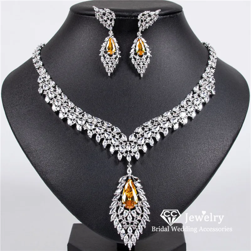 

CC Luxury Necklace Stud Earrings Sets Women Accessories Wedding Bijoux Engagement Jewelry Set Wing Shape Vintage Jewellery HL137