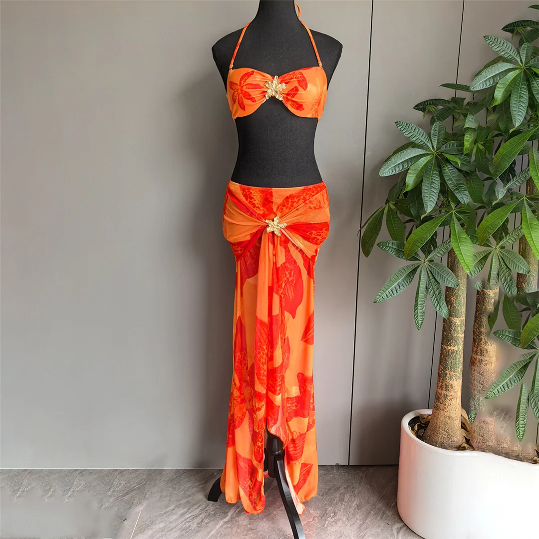 Neu mit Rock, Metallblumenmuster, Bikini, Damen-Badeanzug, dreiteiliges Bikini-Set, Badebekleidung, Badeanzug, Schwimmbekleidung V7285 – Detail 2