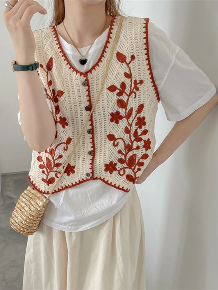 Colorfaith New 2022 Chic Korean Fashion Cutout Waistcoat Knitted Women Spring Summer Embroidery Floral Lady Short Vests V1672JM