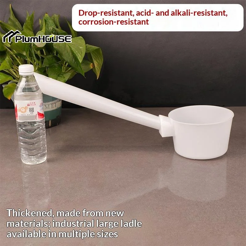 Kitchen Water Scoop Long Handle Plastic Ladle Bath Scoop Household Water Ladle Soup Dipper Garden Use White Serving Spoons