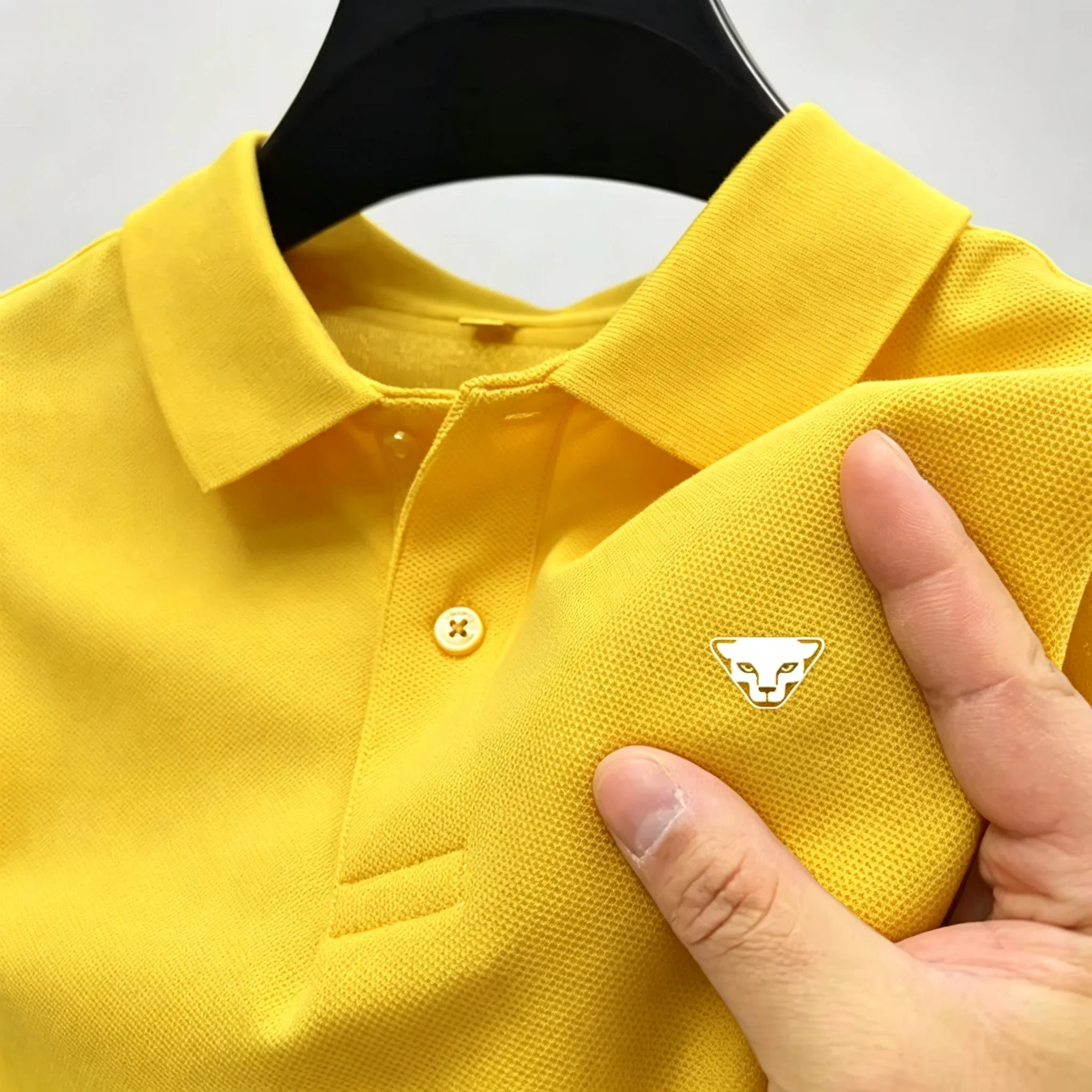 Herren Sommer High-End Bedrucktes Golf-Poloshirt mit Kragen, Einfarbig, Atmungsaktiv, Büro-Casual, Hochwertige Herrenbekleidung – Detail 2