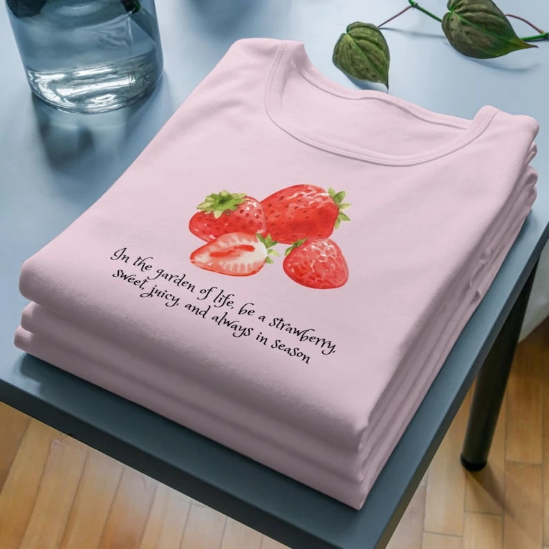 Camiseta de algodón con estampado de fresa y miel para mujer, ropa de núcleo de cabaña, blusa botánica con estampado de bayas, bonita camiseta de frutas, el mejor regalo