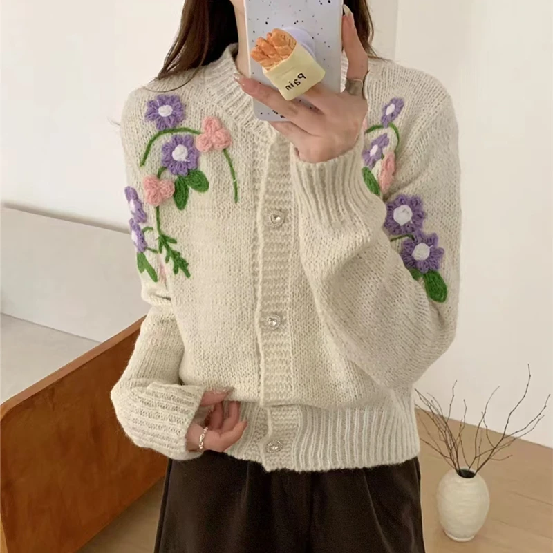 Sweet Fashion Girls Embroidery Flowers Knitted Sweater Coat New Fashion Autumn Winter Single Breasted Manual Weave Cardigan Tops