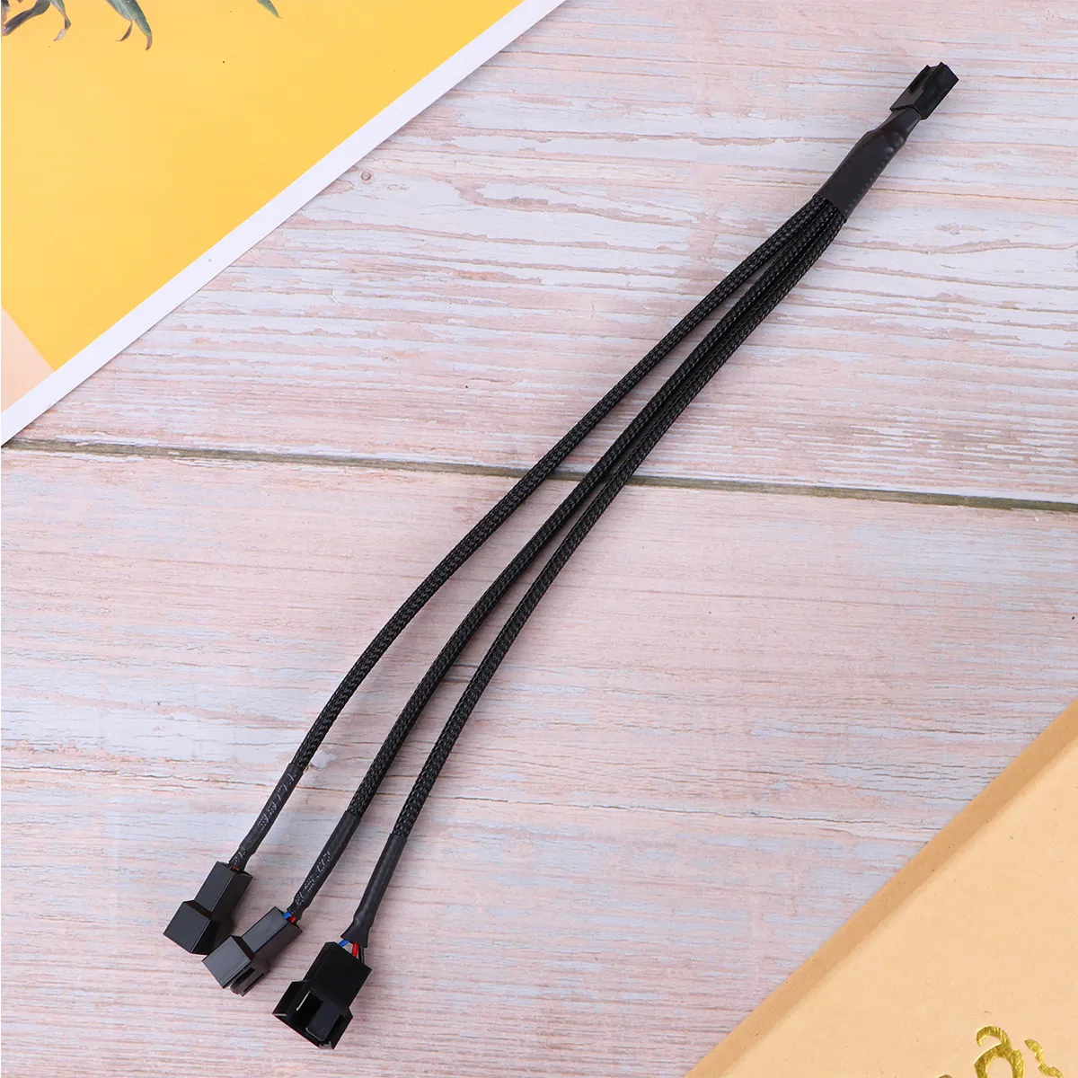 

Комплект из 2 удлинителей для материнской платы с разветвителем PWM для вентиляторов, черный, для ПК, с контролем температуры, простой монтаж