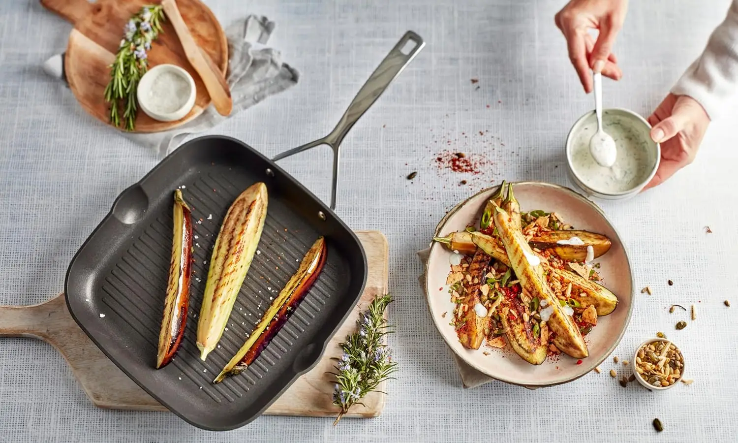 مقلاة شواء مثالية غير لاصقة من الألومنيوم مقاس 11 بوصة من AluPro