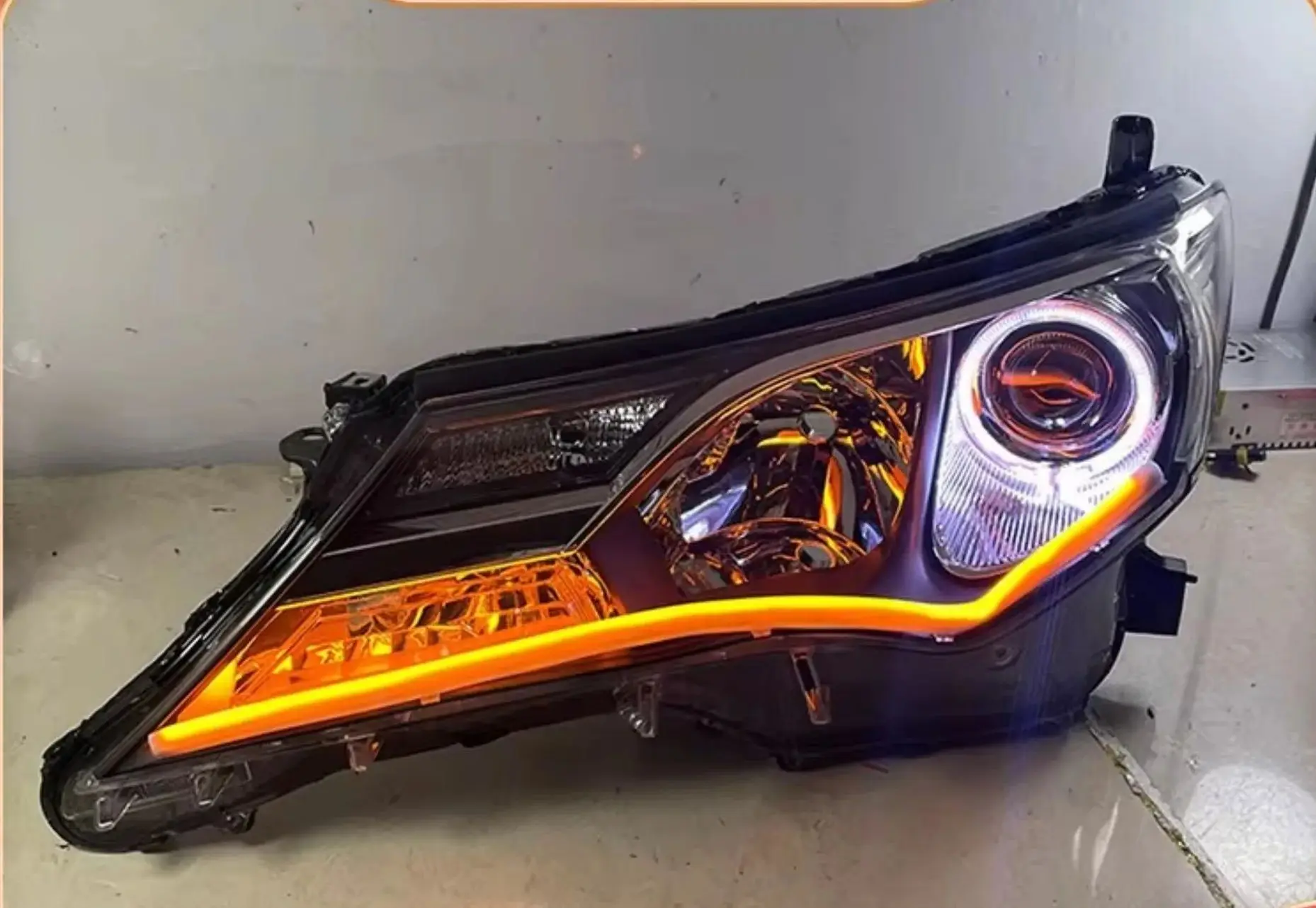 

Светодиодные фары для Toyota RAV4 13-15, модифицированные с дневными ходовыми огнями Angel Eyes, указателями поворота, автоаксессуары.