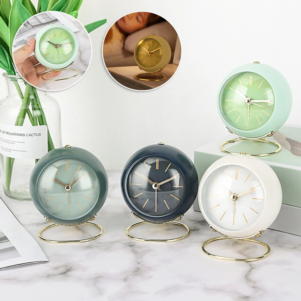 Nordic Creative Electronic Desk Clock, Minimalist Children's Alarm Clock, New Desktop Bedside Student Silent Luminous Pointer