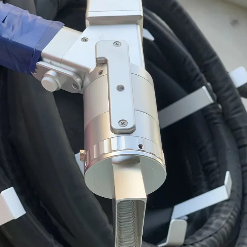 Laser Cleaning Machine Car Paint Metal Cleaning 100w Pulse Laser Cleaning Machine