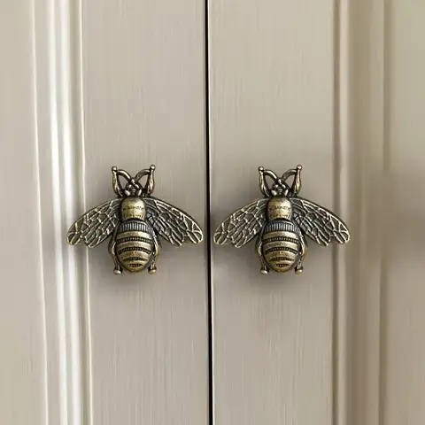 6pcs Vintage Antique Polished Bee Cabinet Handles Retro Beehive Style Bar-Shape Drawer Pulls for Home Decor and Kitchen Cabinets