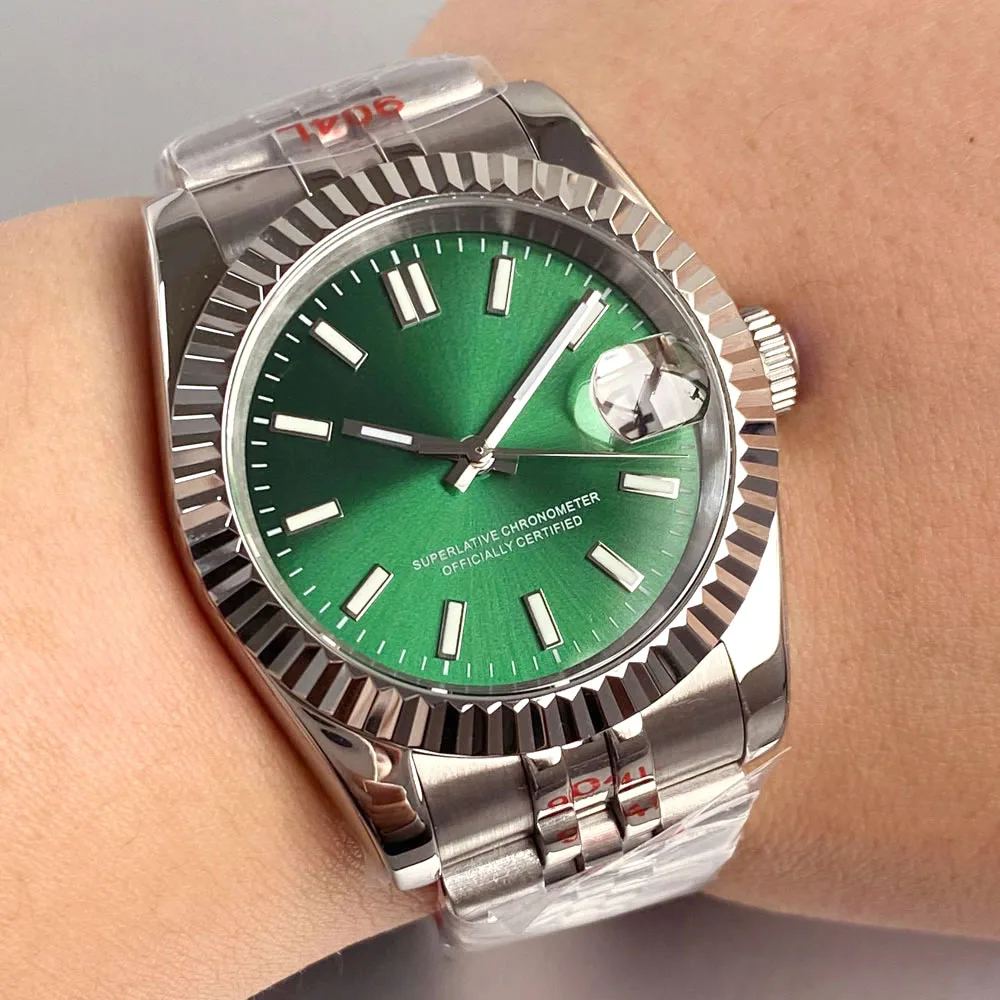 ที่กําหนดเอง 36 มม./39 มม.NH35 นาฬิกาสําหรับชาย Lady Stick ดัชนี Sapphire คริสตัล Fluted FIXED BEZEL สร้อยข้อมือเหล็ก Solid/แก้วกลับ