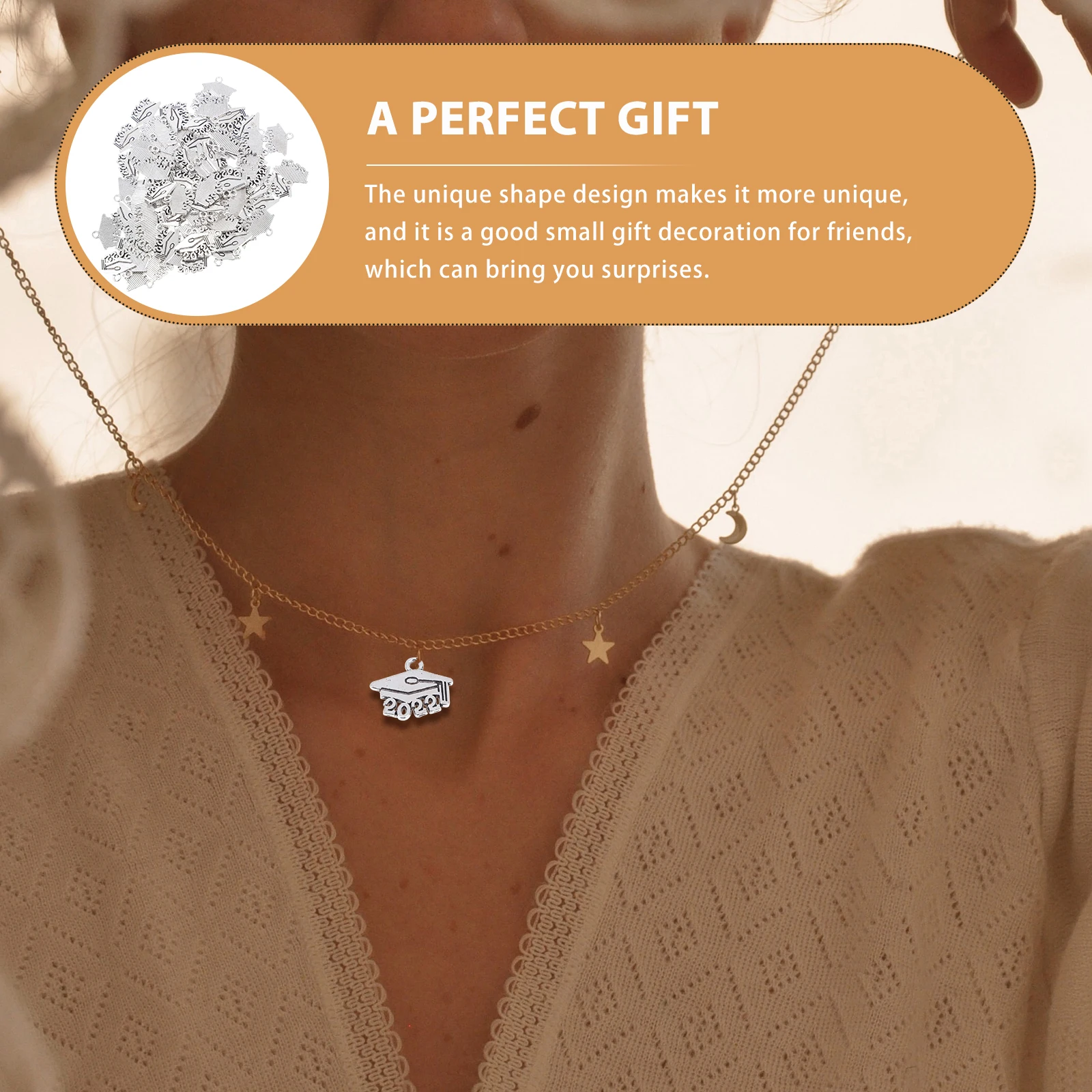 

100pcs Graduation Alloy Keychains Creative Ring Bag Pendant Gift Graduation Ring 2022 Hanging Decor Chic Key Rings Unique