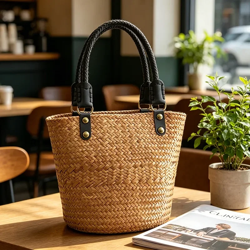 Handwoven Seagrass Straw Bag for Women Ethnic Style Beach Tote Natural Fiber Summer Shoulder Bag Fashionable Casual Handbag