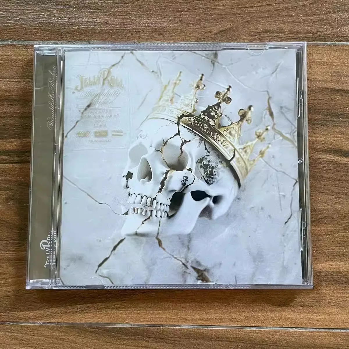 

Jelly Roll Beautifully Broken – Country Rap & Southern Rock Studio Album with Gothic Royal Visuals for Devoted Fans Collectors