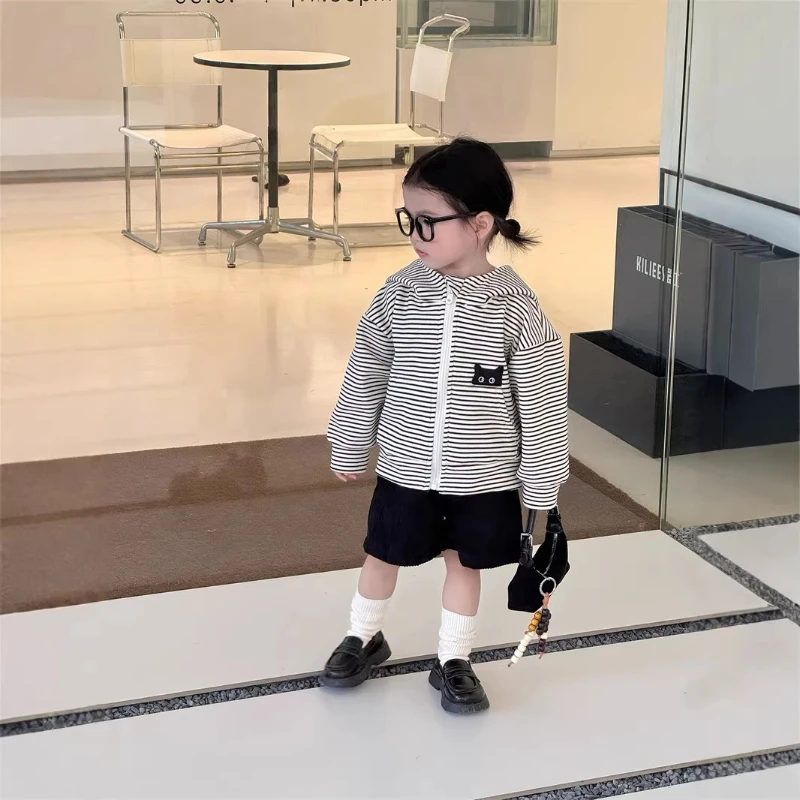 

2026 Spring New Girl Cute Ears Hoodie with Fine Stripe Zipper Soft Sticky Kitten Pattern Outer Hoodie