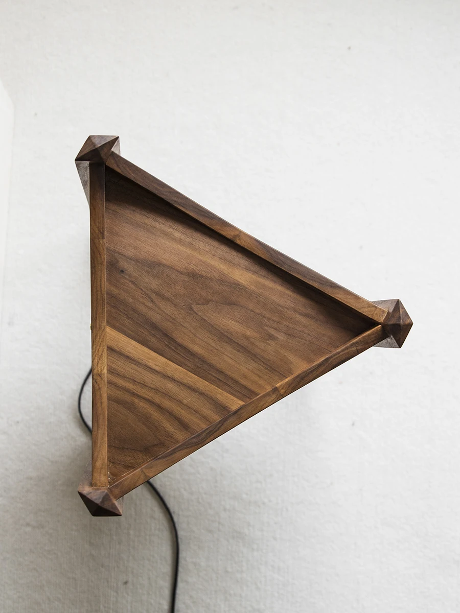 Lighting small side table, movable triangle table, Japanese-style wabi-**** retro art space