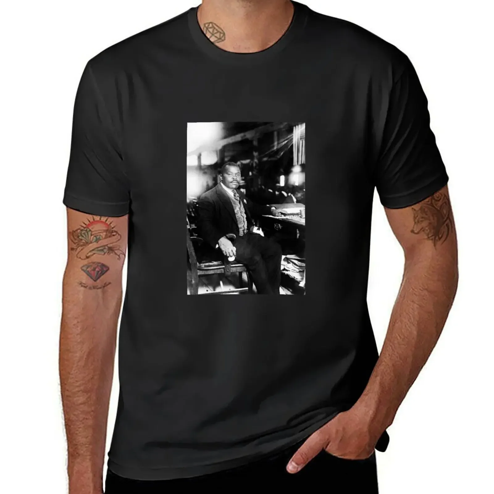 Marcus Garvey Portrait 1924 T-Shirt plain plus sizes graphics men clothing Short Sleeve Outfits vintage mens designer clothes