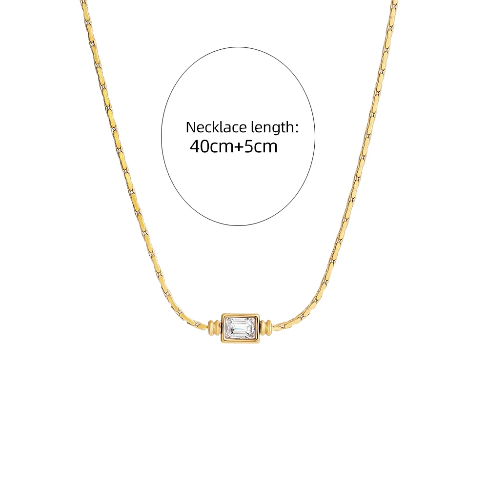 Retro Stainless Steel Creative Chain Necklace for Women Charm Shiny Square Crystal Pendant Necklaces Wedding Jewelry Gifts