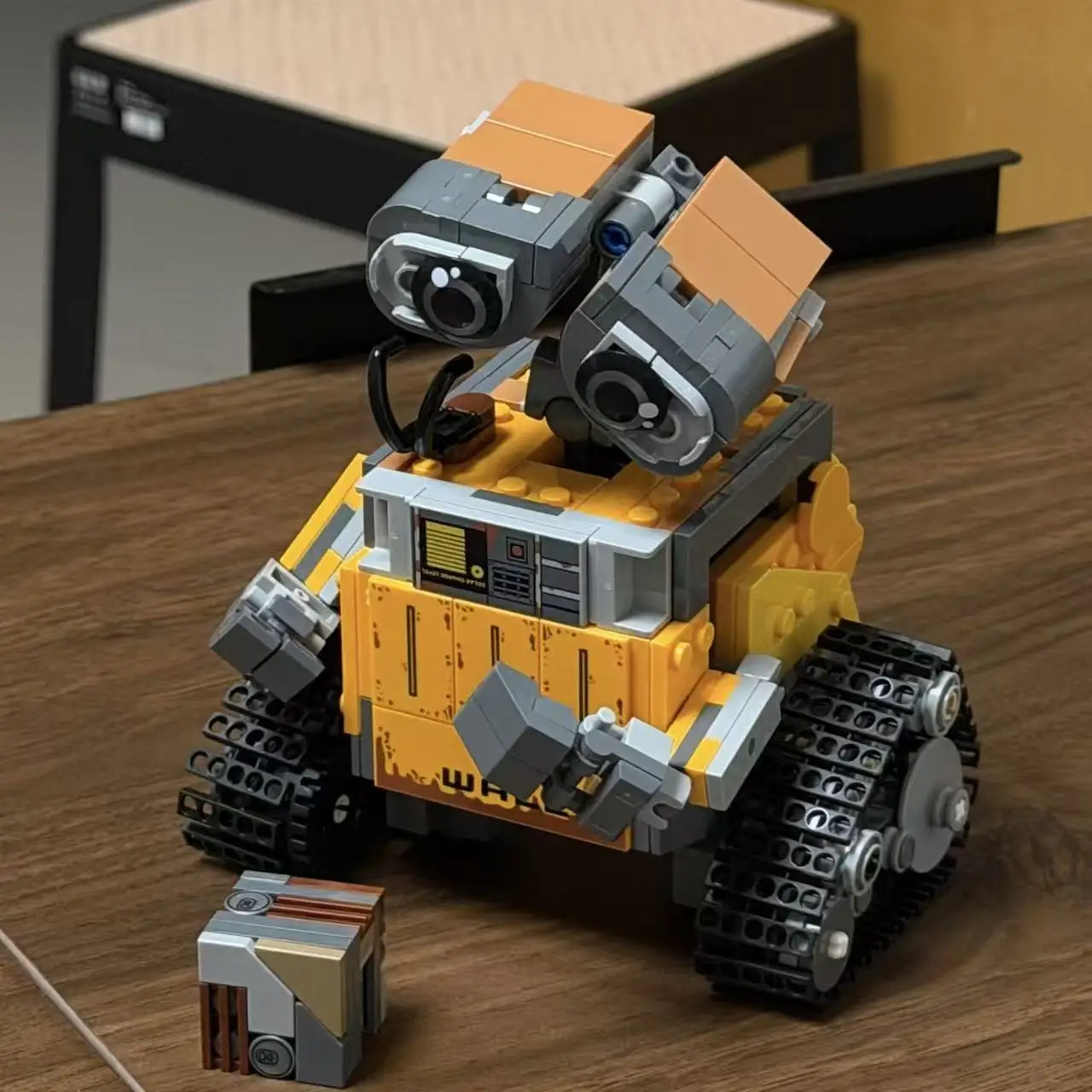 روبوت التعبئة لغز اللبنات 21303 لعبة أطفال Wo-E التجمع لعبة مجسمة هدية الكريسماس