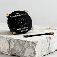 5.8GHz Triple Feed Patch Antenna SMA / RP SMA Directional Circularly Polarized Antenna for FPV Fatshark Goggles RC Drone